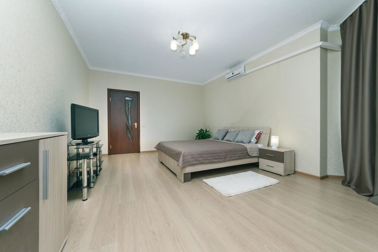 Апартаменты Spacious modern apartment on the Akhmatova street Киев
